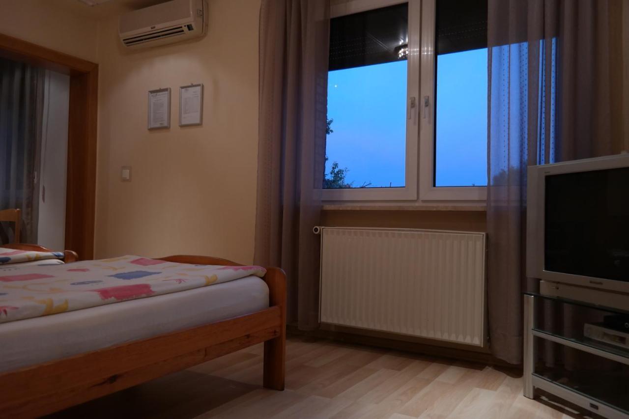 Villamirage Tarnowskie Gory Bagian luar foto